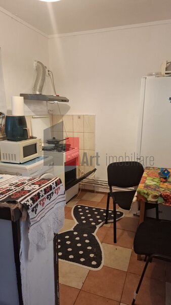 Damaroaia, garsoniera de inchiriat.